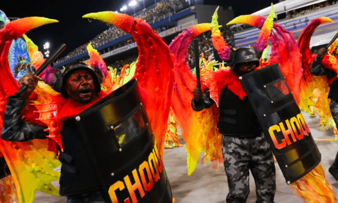 Desfile da escola de samba Vai-Vai no Grupo Especial do Carnaval de São Paulo 2024, no Sambódromo do Anhembi